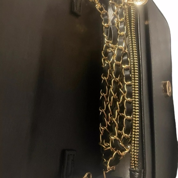 Valentino Orlandi Black Leather crossbody/Clutch - Picture 7 of 17
